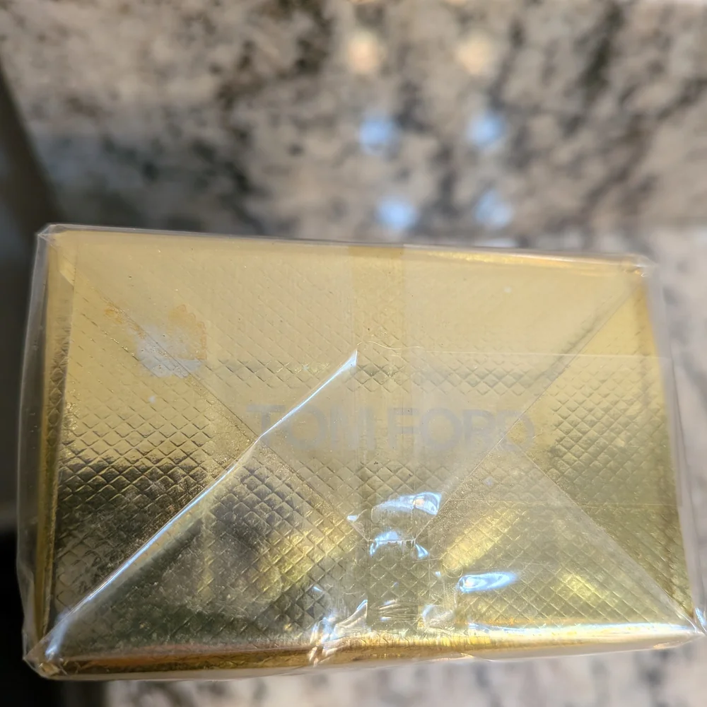 Tom Ford Soleil Blanc Eau de Parfum - Gold Box - Picture 3 of 3